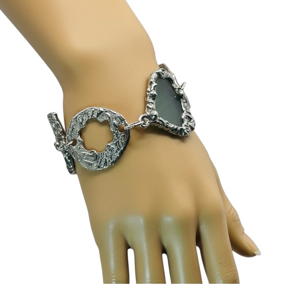 Sea Glass & Silver Cutout Bracelet - Boho Metalwork Adjustable Closure - Picture 4 of 16